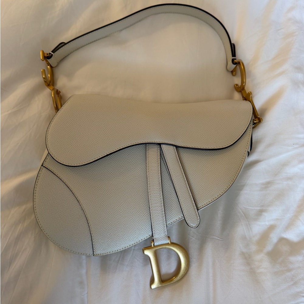Dior Medium white saddle bag with strap - Picture 5 of 16